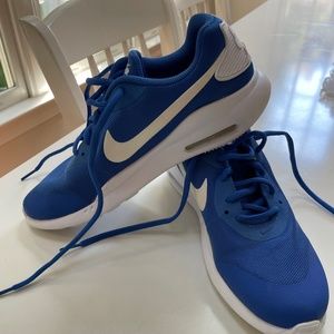 Nike Air Max Oketo Big Kids Ar7419-400 Size 7y EUR 40